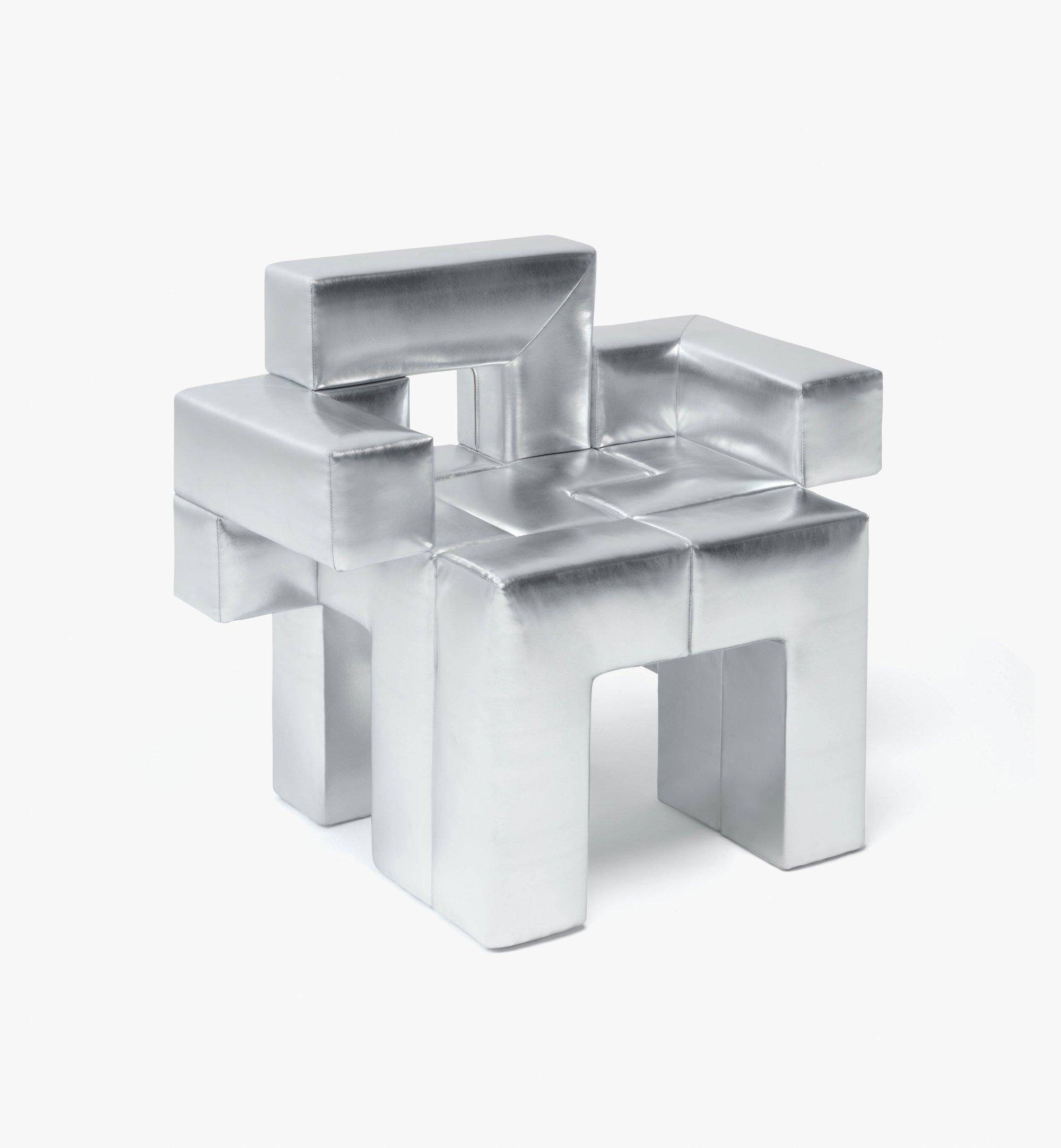 MCM Mind Teaser Silver WEARABLECASA07 更多视角 2