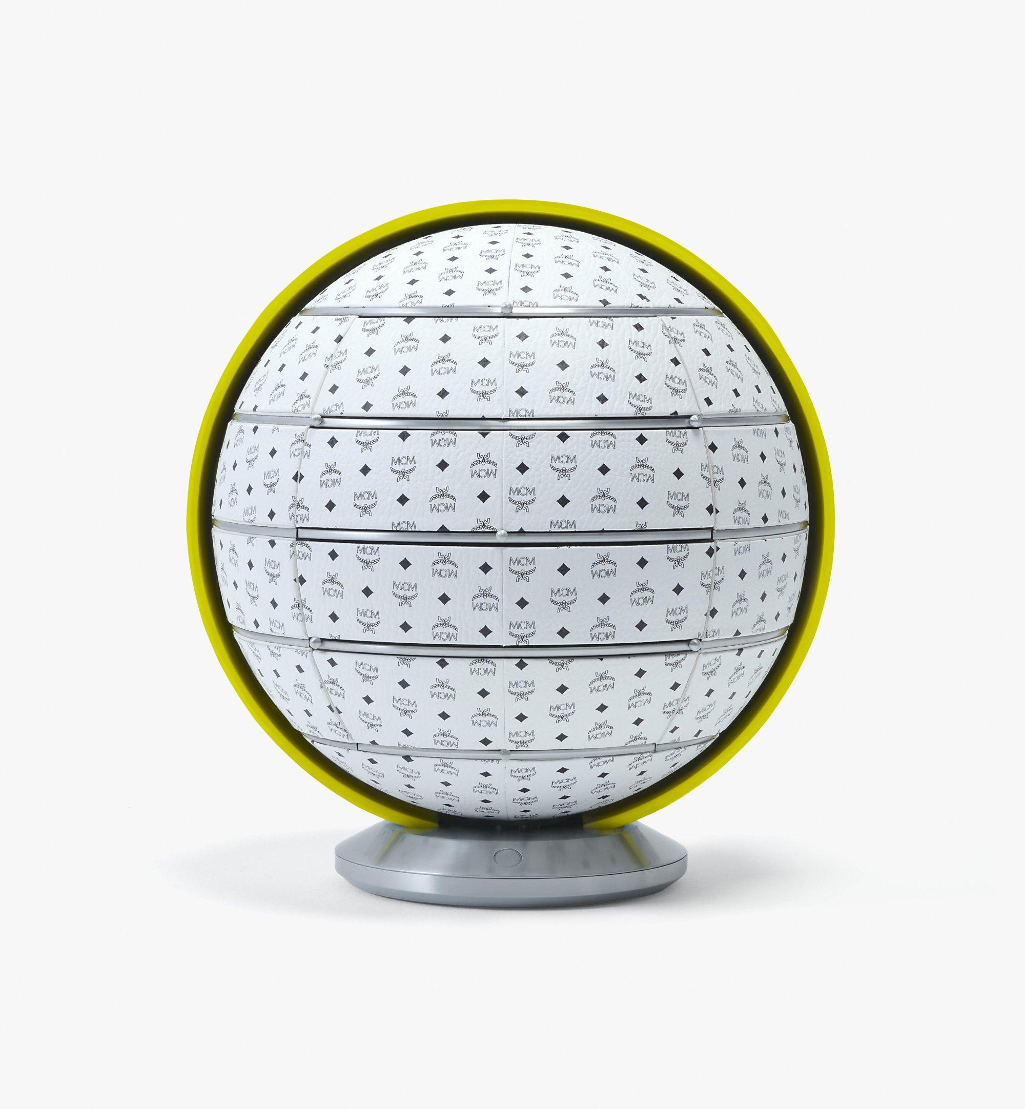 MCM 太空柜系列 White WEARABLECASA12 更多视角 1