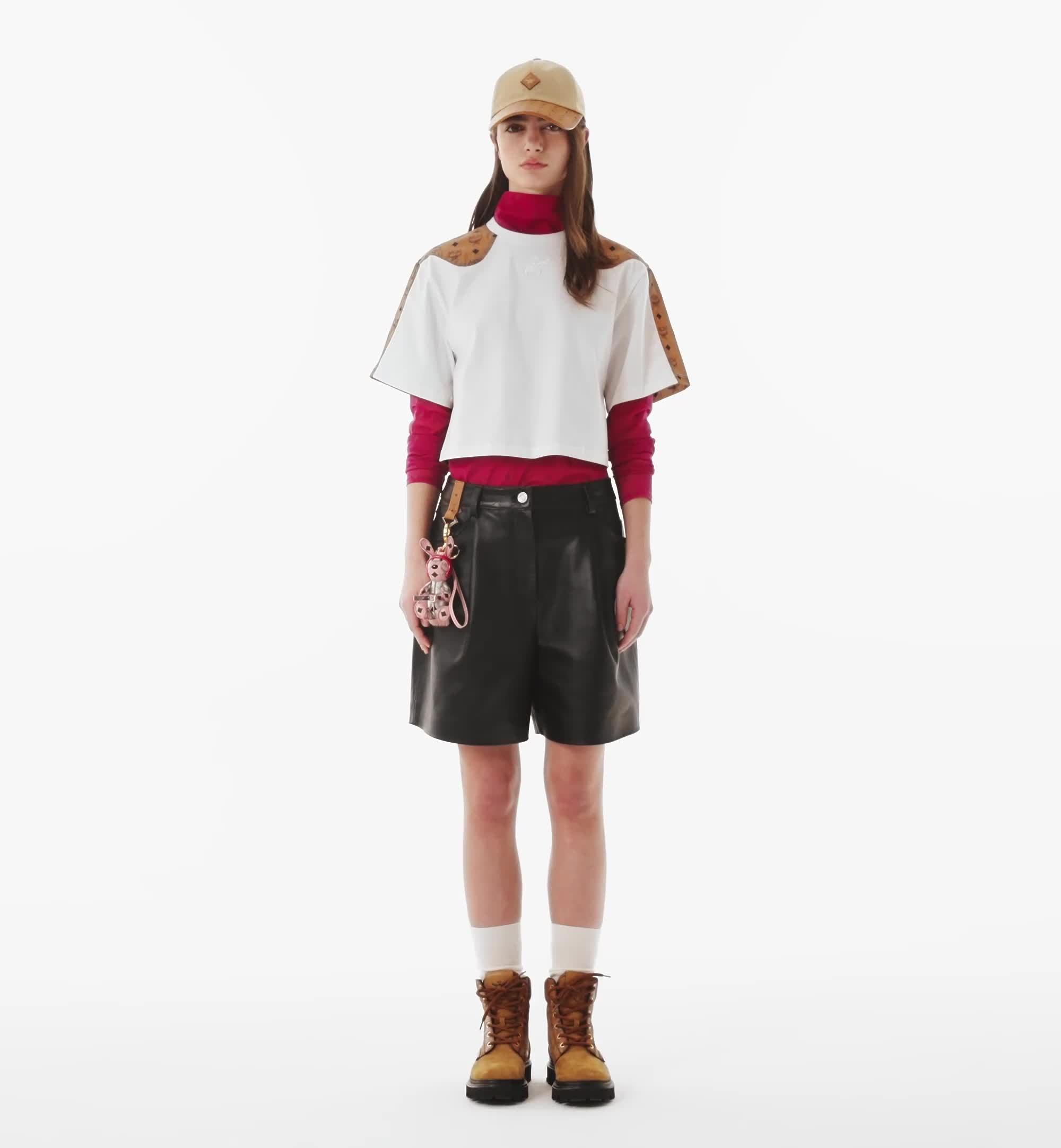 [MCM]★韓国人気★Organic Cotton Essential Laurel Logo Shirt Large Laurel Logo Print T-Shirt in Organic Cotton White