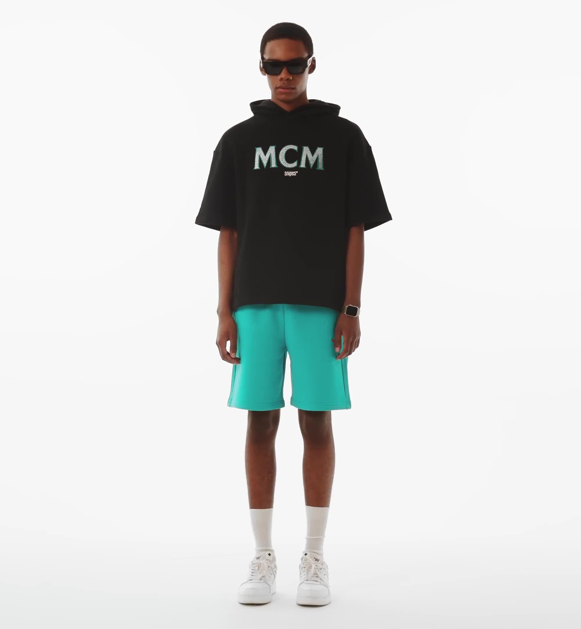 MCMx SNIPES Short Sleeve Rhinestoneパーカー Large MCM x SNIPES Short Sleeve Rhinestone Hoodie Black