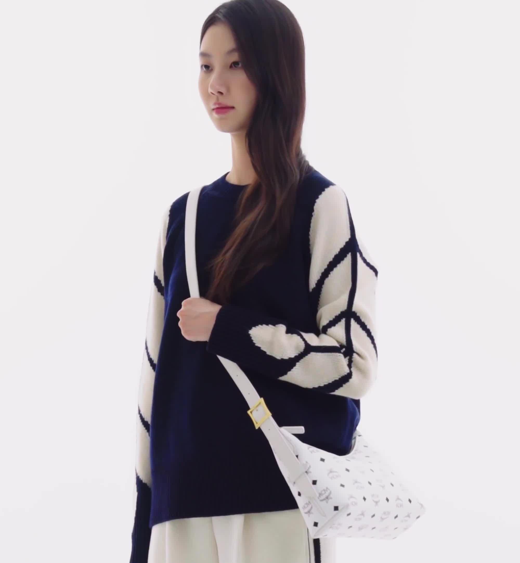 Small Aren ホーボー - ヴィセトス ホワイト | MCM ®JP