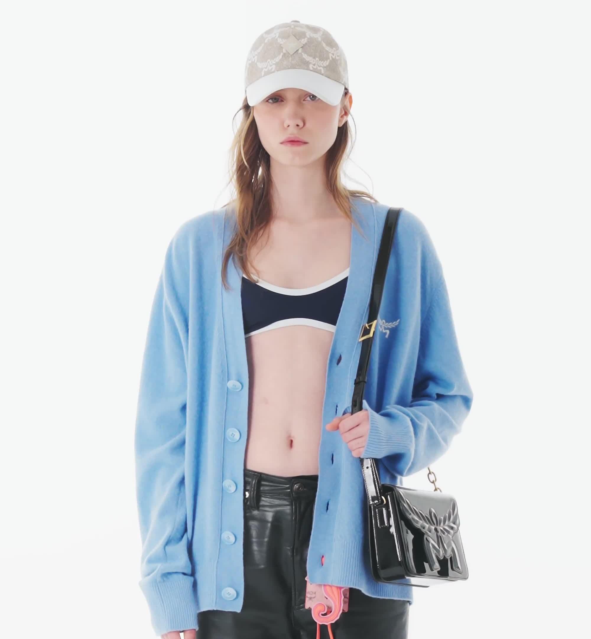 Small Himmel Laurel Crossbody in Patent Leather Black | MCM ®CA