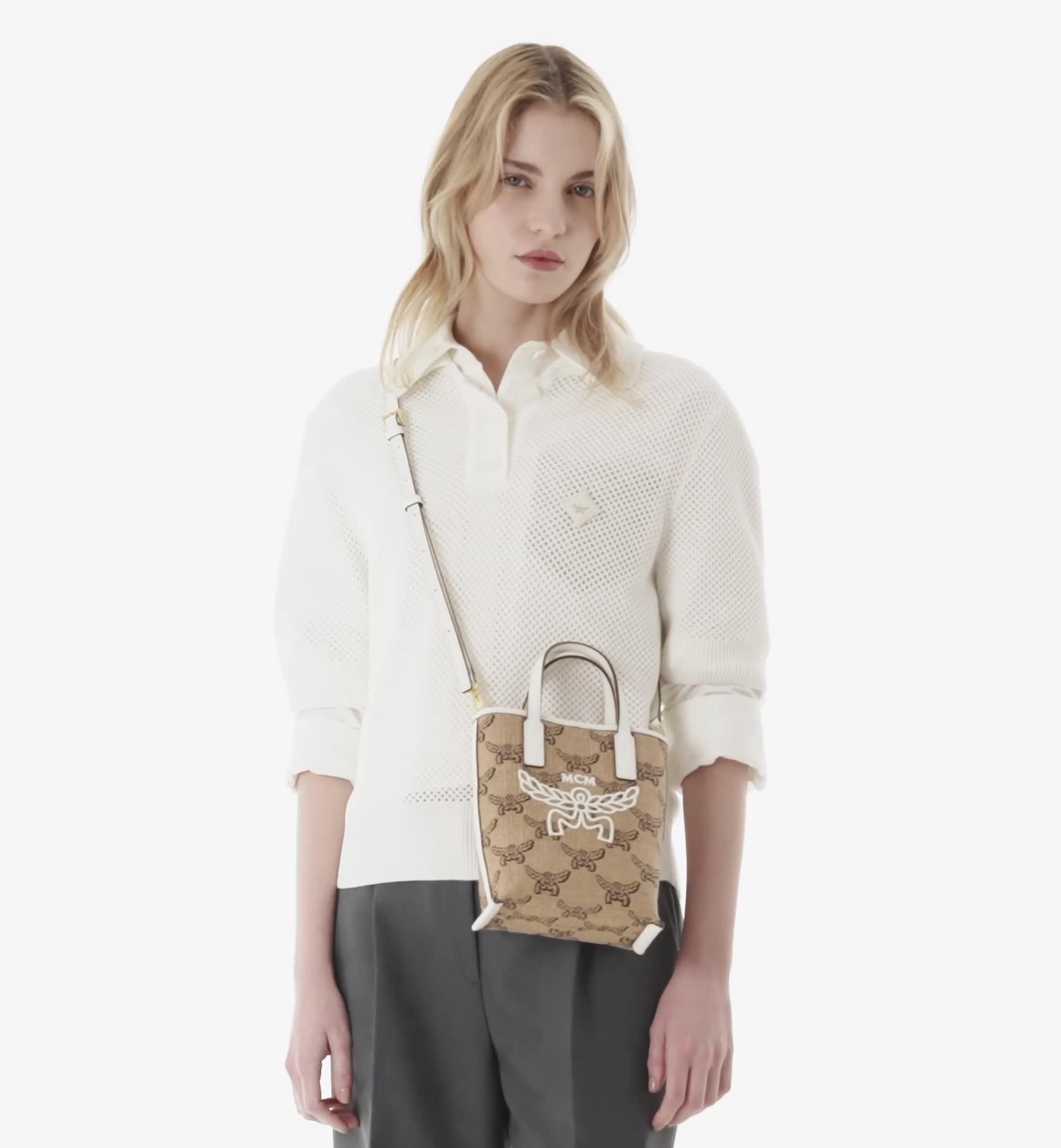 X-Mini Himmel Crossbody in Lauretos Raffia Jacquard Beige