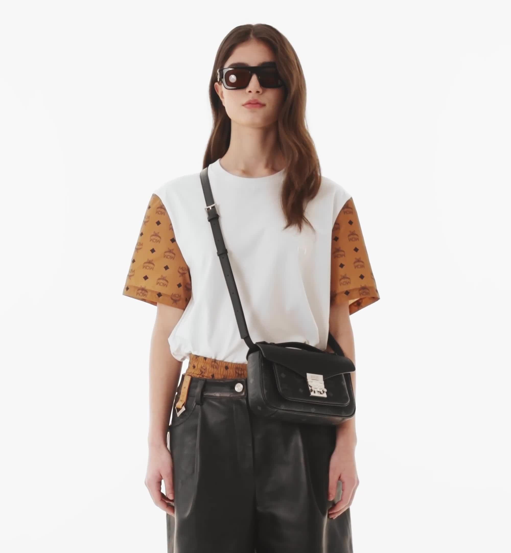 ✨良品✨MCM エムシーエム Visetos クロスボディバッグ ミラー付 黒 Medium Tracy Crossbody in Visetos Black | MCM ®US